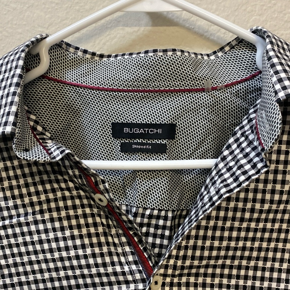 Brand: Bugatchi. Size: L. Color: B&W